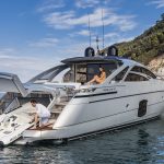 Pershing 70