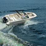 Boston Whaler 270 Vantage