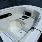 Boston Whaler 270 Vantage