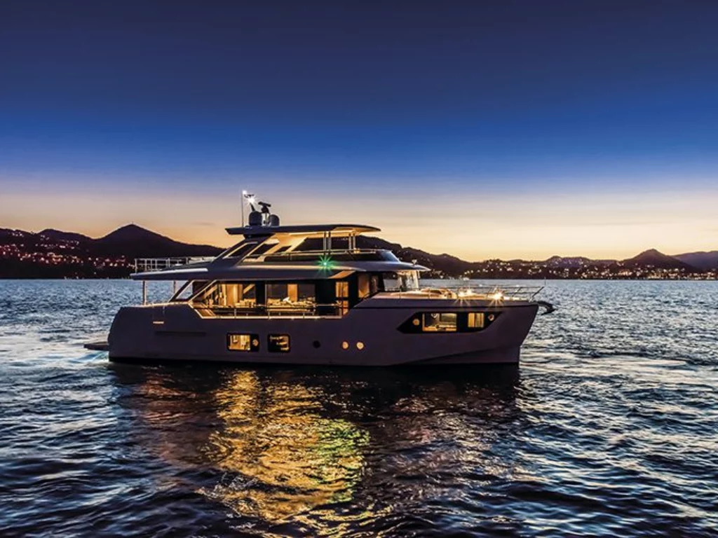 Absolute Yachts Navetta 73