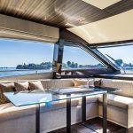 Ferretti Yachts 670