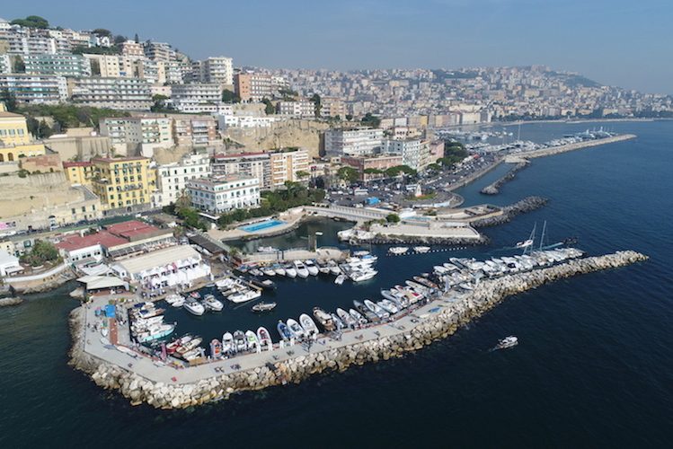 Risultati immagini per Napoli, 31Â° Navigare al Circolo Posillipo dal 20 al 28 ottobre