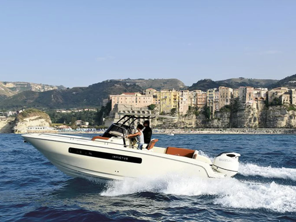 Invictus Yachts CX 270