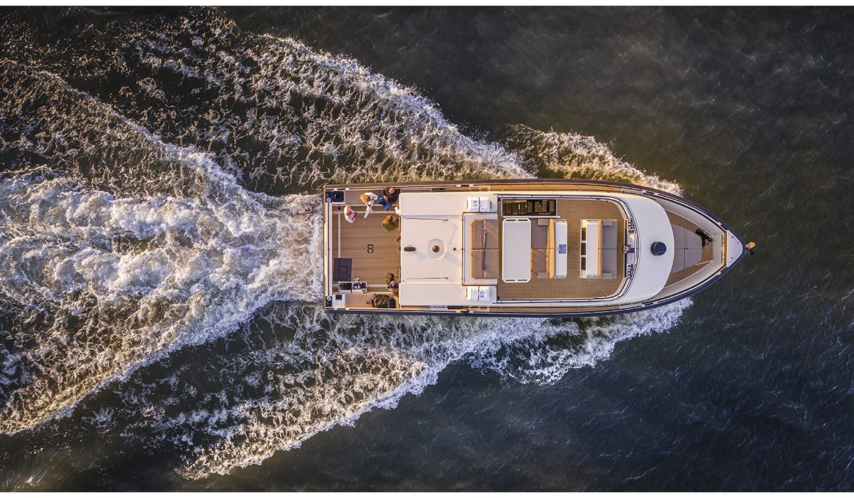 Dutchcraft 56 cabin