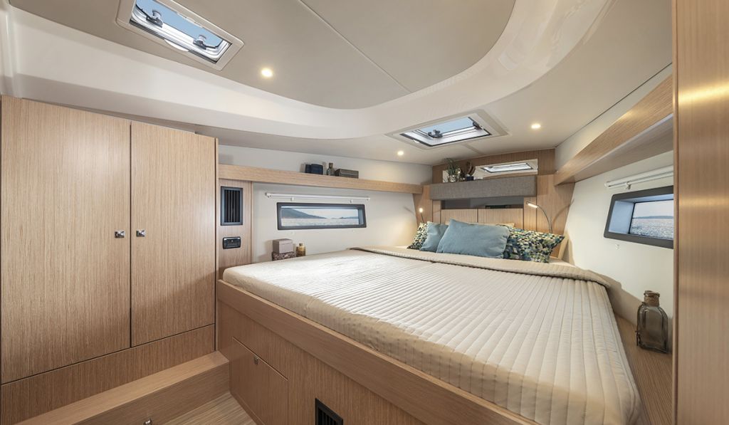 Bavaria C42