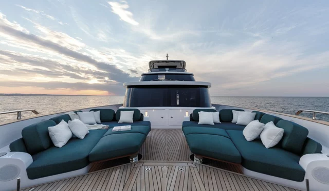 Azimut Magellano 25 metri