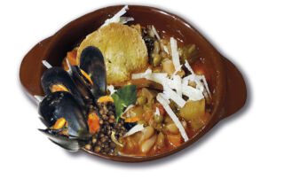 zuppa-lenticchie e cozze-crostone