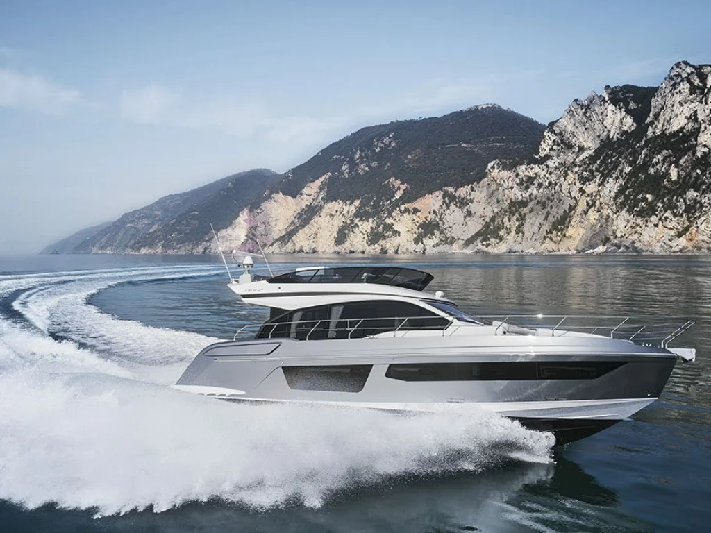 Azimut 53 Fly