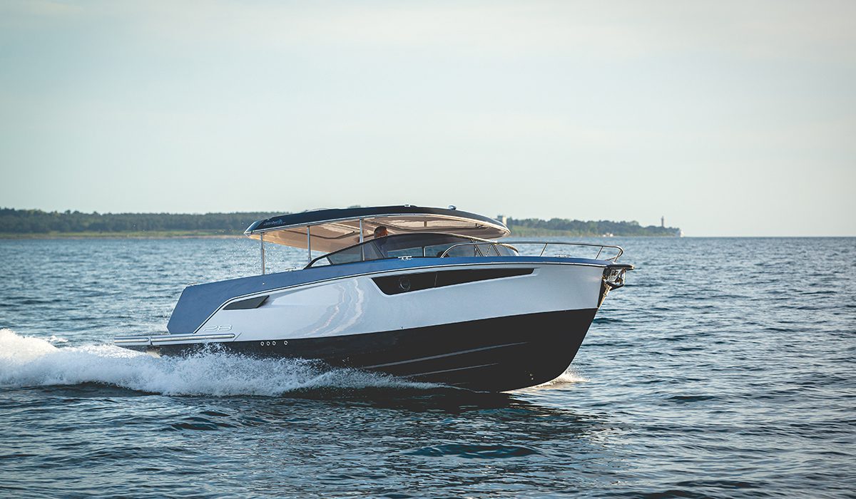 Alfastreet 28 Cabin
