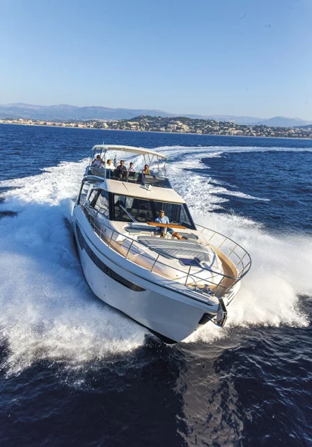 CaymanF580
