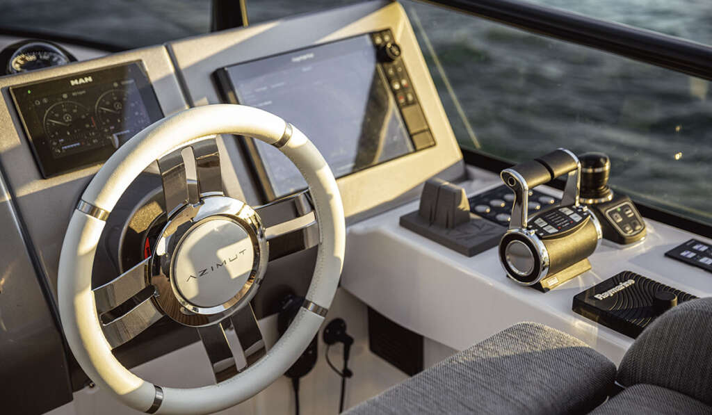Azimut Magellano 66