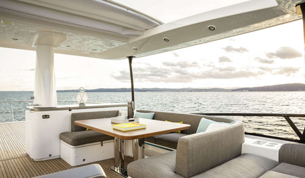 Azimut Magellano 66