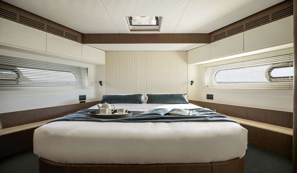 Azimut Magellano 66