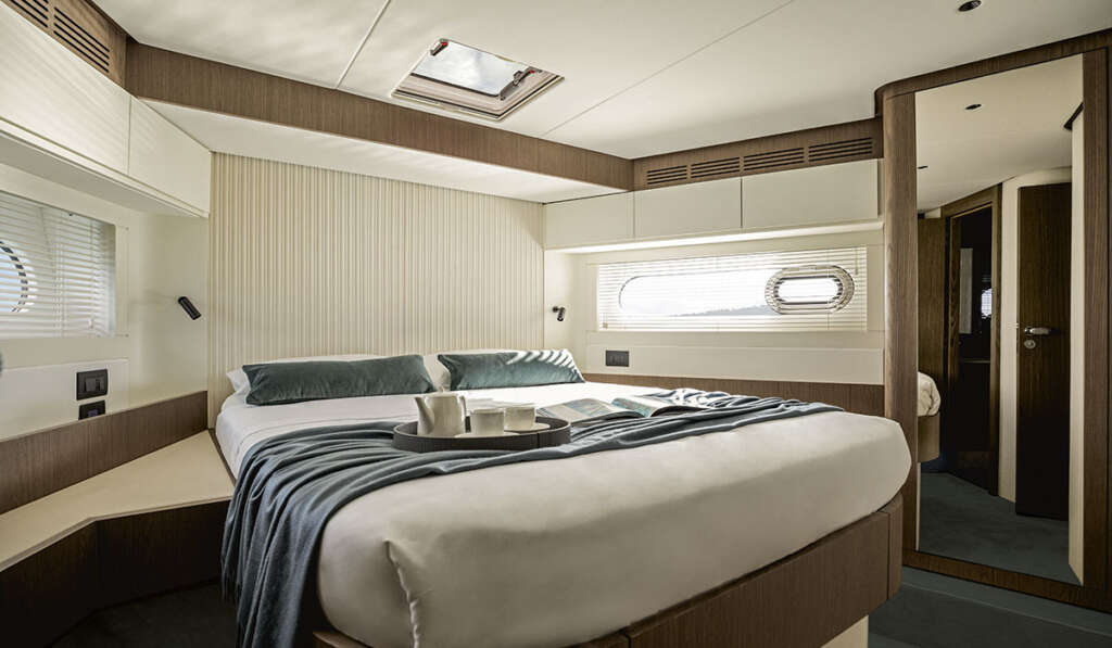 Azimut Magellano 66
