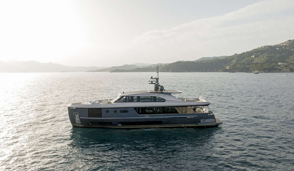 Azimut_Magellano30m