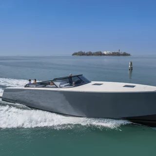 VAN DUTCH 56