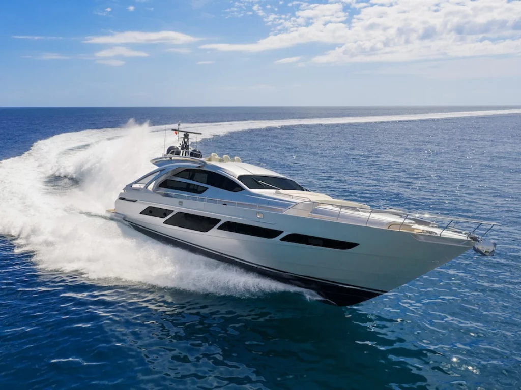 ferretti yachts 1000 skydeck