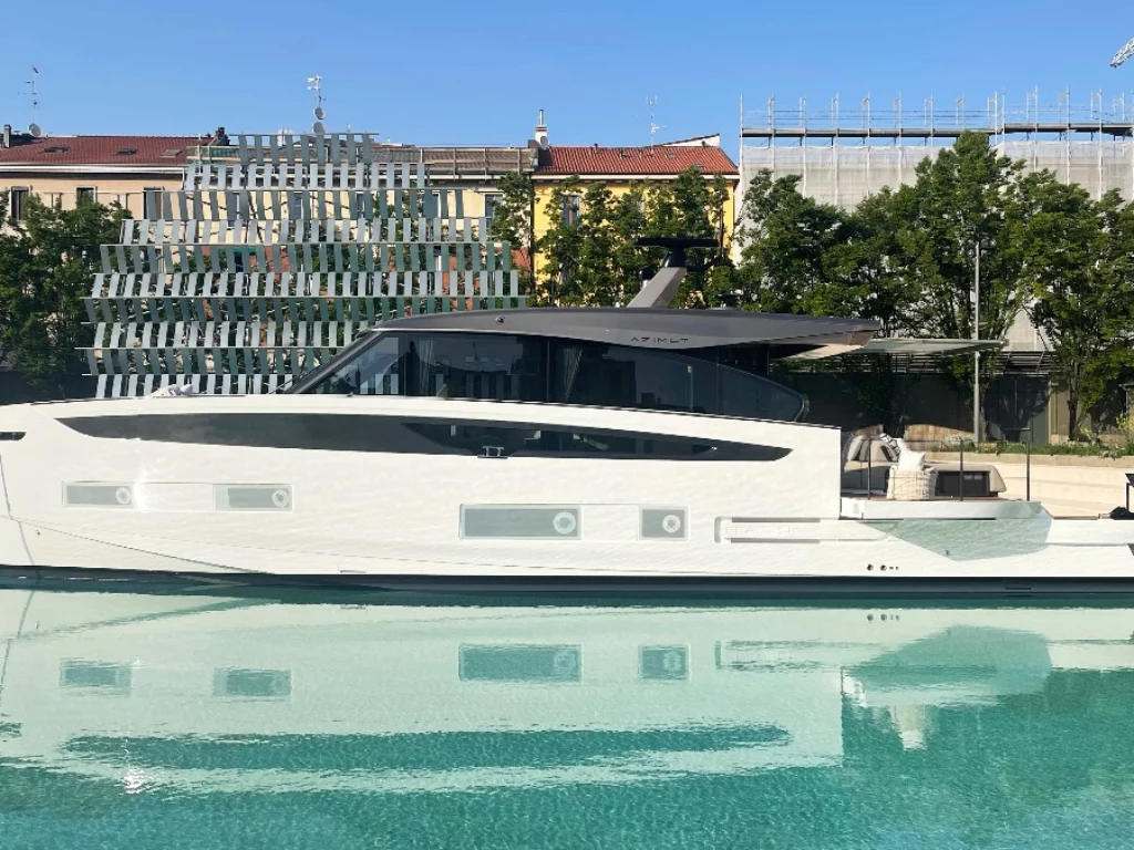 Azimut Seadeck 6, il nuovo progetto nato insieme a Studio Names