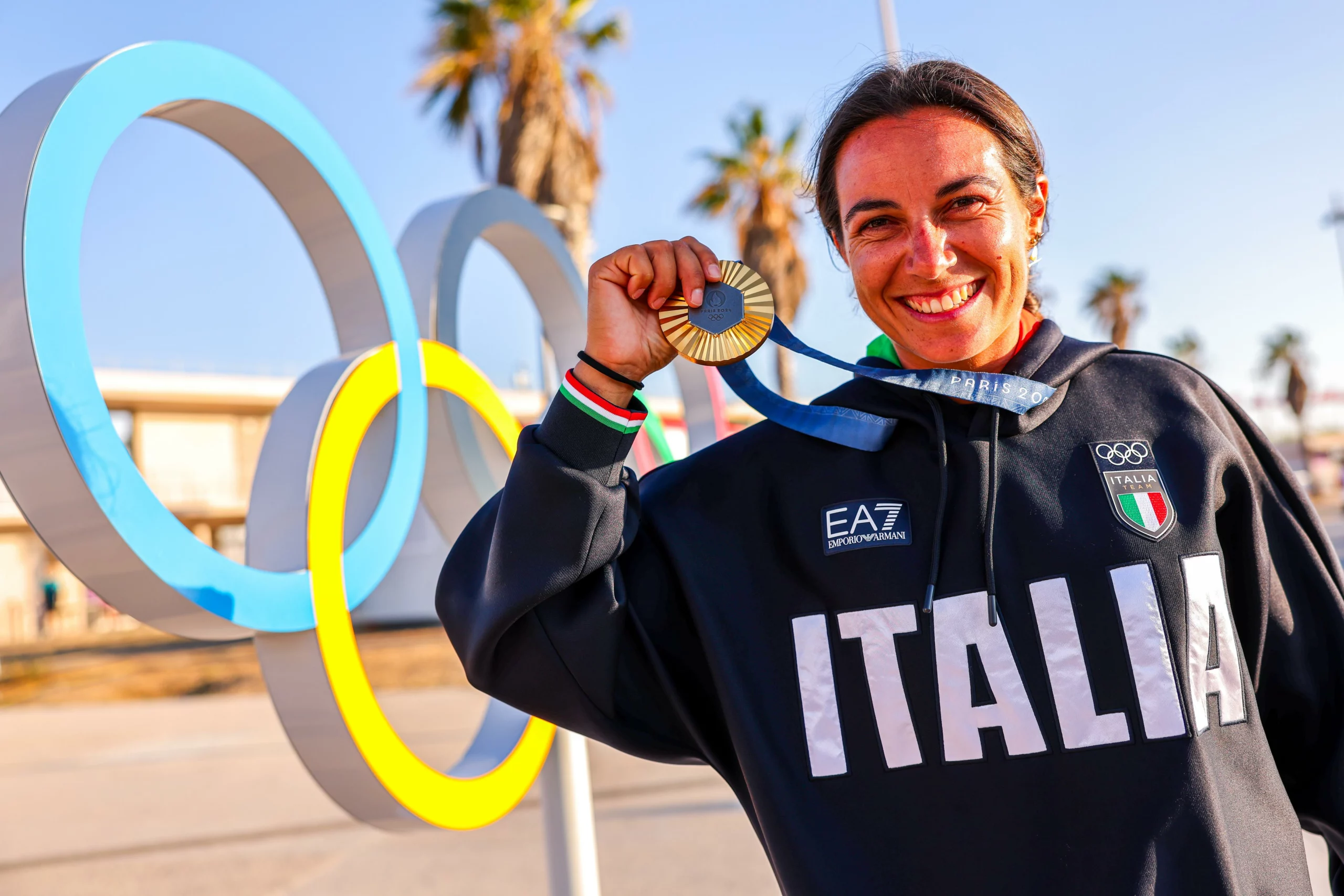 Olimpiadi Parigi 2024: Marta Maggetti Conquista l'Oro nel Windsurf - Nautica