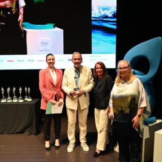 Luca Dini premiato ai Blue Design Awards 2025 per Sindalah Island, icona del lusso Made in Italy nel Mar Rosso.