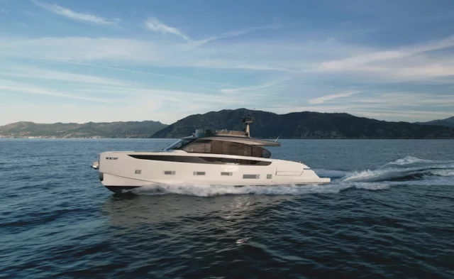 Azimut Seadeck 7