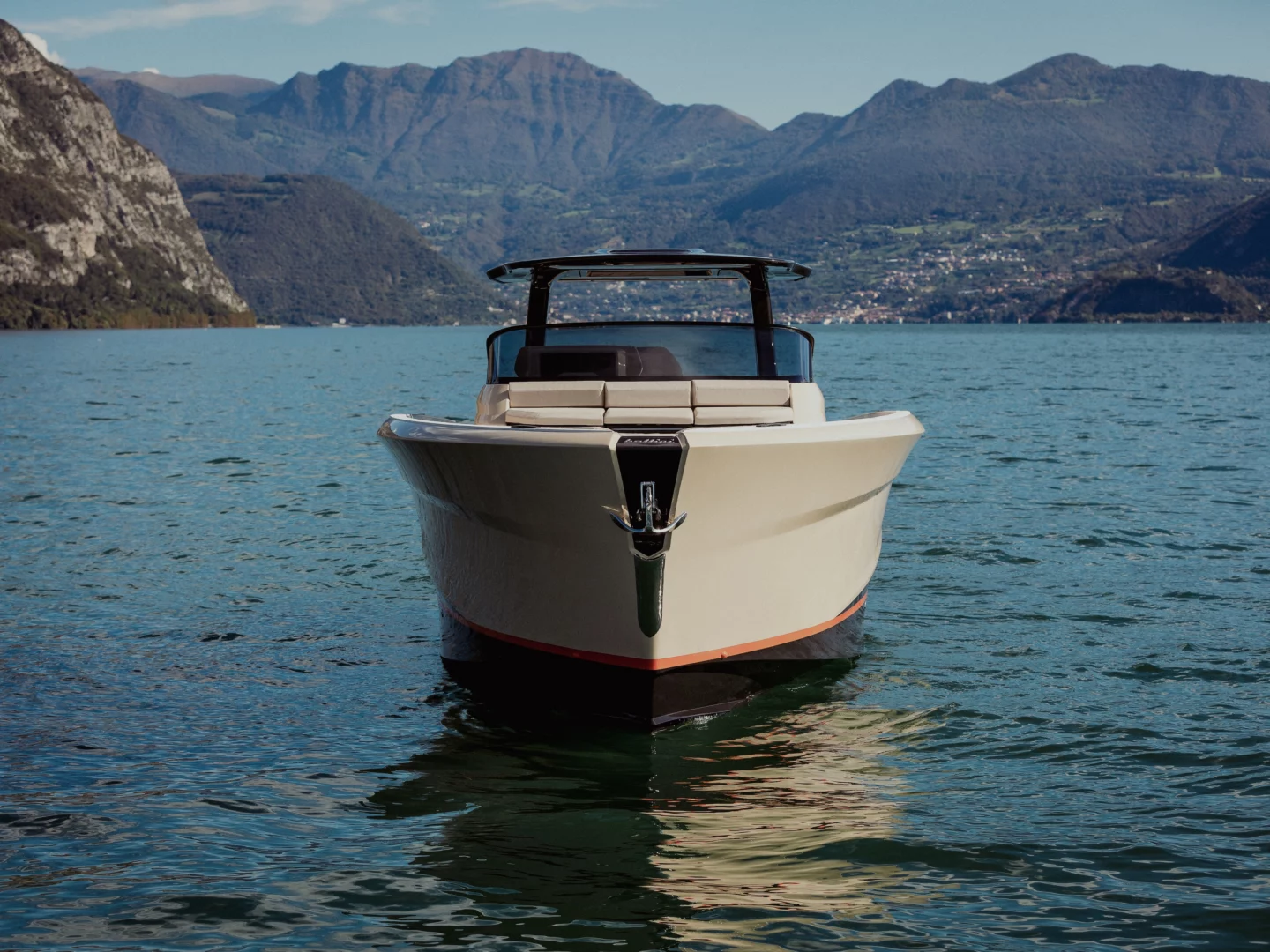 Bellini Yacht si allea con Arianee per creare passaporti digitali blockchain per yacht di lusso, primo caso nel settore nautico.