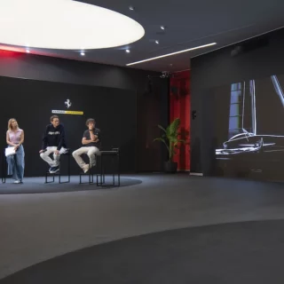 Ferrari Hypersail: primo monoscafo volante 100 piedi con foil e autonomia energetica. Team Principal Giovanni Soldini