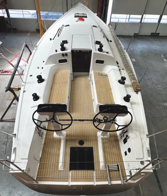Italia Yachts IY 9.98