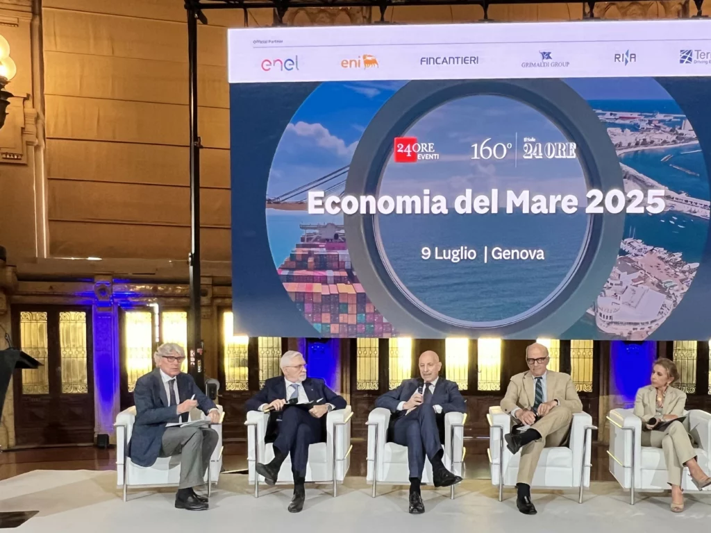 Economia del mare 2025: industria nautica italiana leader mondiale con export record. Salone Nautico Genova strategico per crescita.