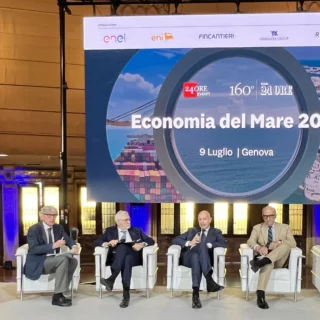 Economia del mare 2025: industria nautica italiana leader mondiale con export record. Salone Nautico Genova strategico per crescita.