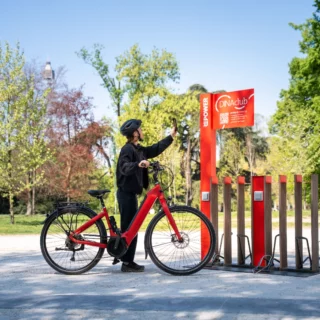 I porti turistici diventano hub per e-bike e turismo sostenibile, protagonisti del futuro del diporto esperienziale.