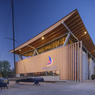 Red Bull Sailing Academy Monfalcone: inaugurazione 5 luglio con Jimmy Spithill, Ruggero Tita, spettacoli estremi. Evento gratuito dalle 13.