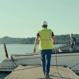 Idrogeno sul Lago d’Orta: mobilità nautica a zero emissioni grazie a Giacomini, NatPower H e Dhamma Blue.