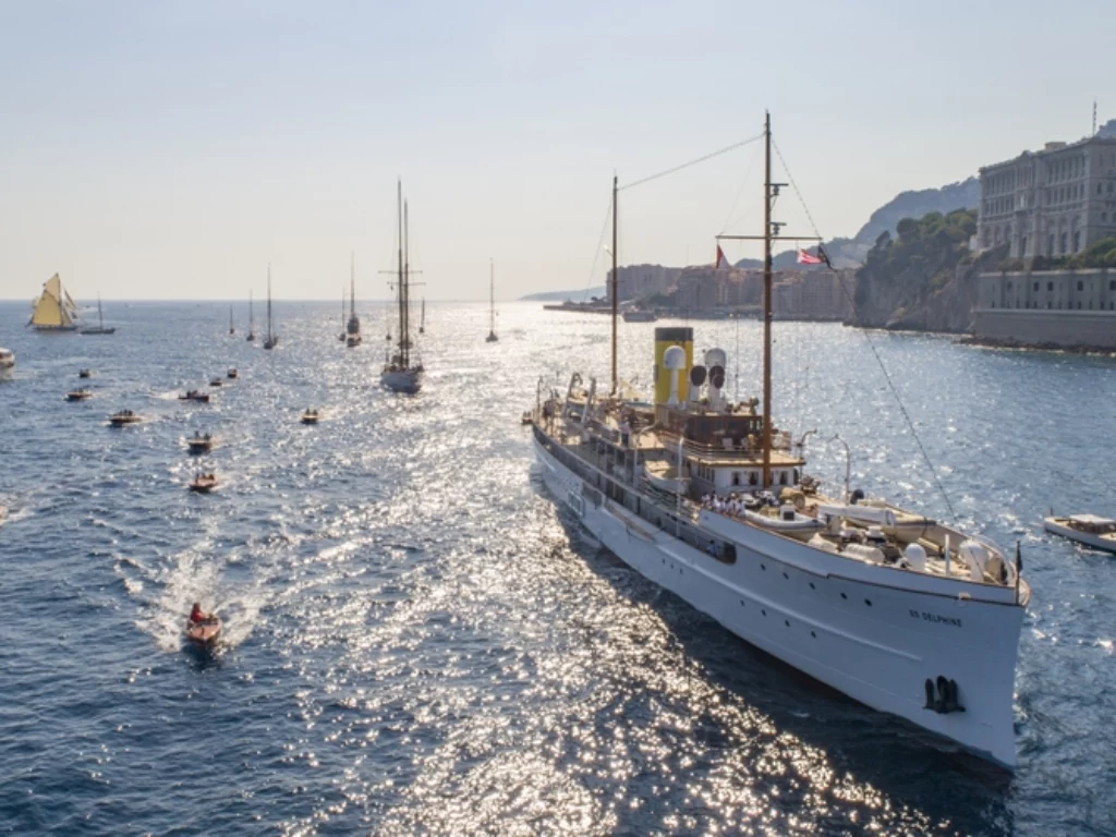 Dal 10 al 13 settembre 2025 torna a Montecarlo la Monaco Classic Week con oltre 120 yacht d’epoca e classici.