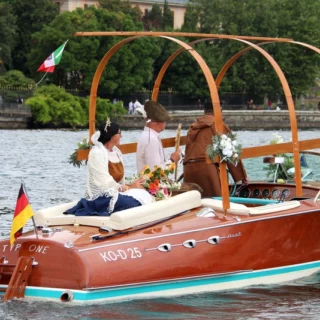 Riva Days Como 2025: Ariston Typ One 1965 vince Best in Show. Olympic Elisabetta trionfa nel Concorso di Eleganza.
