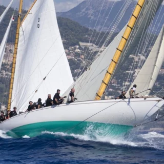 Monaco Classic Week 2025: 120 yacht d'epoca dal 10-13 settembre. Riva, motoryacht storici e vele centenarie a Montecarlo