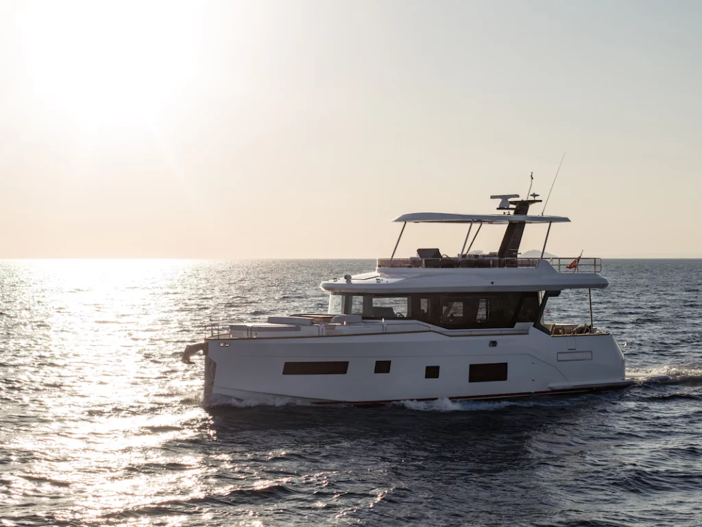 Debutta al Cannes Yachting Festival 2025 il nuovo Sirena 60: spazi ampliati, design evoluto e comfort personalizzabile.