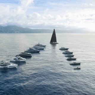 Ferretti Group al Cannes Yachting Festival 2025: 9 première, solidi risultati finanziari e innovazione Made in Italy.