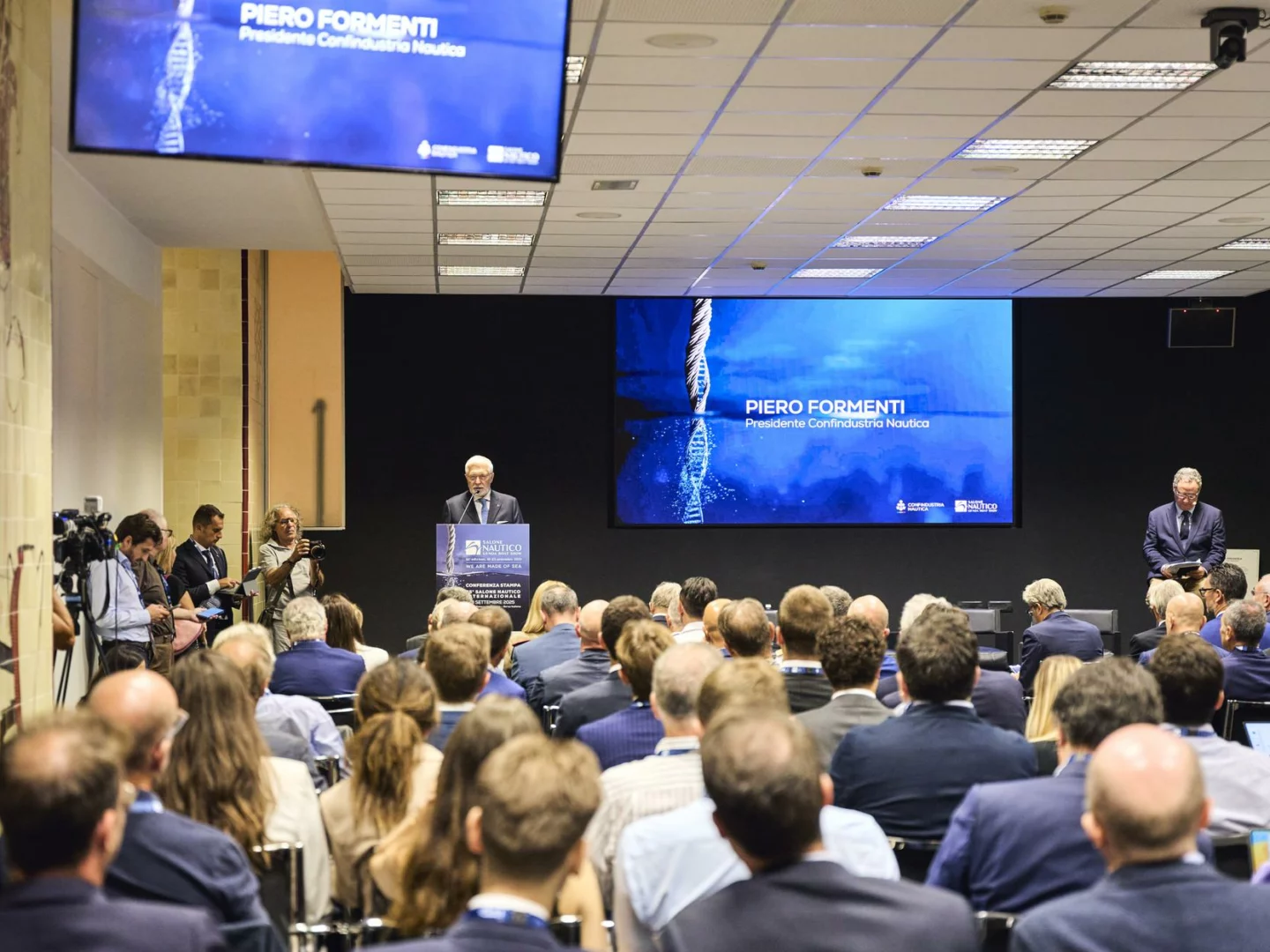 Il 65° Salone Nautico di Genova, 18-23 settembre 2025: 1.000 barche, 123 novità, 96 première e focus globale.